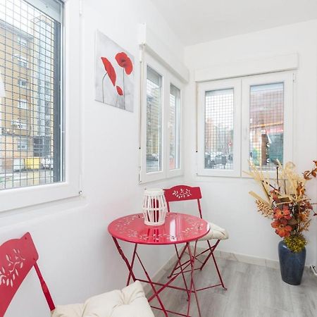 Apartamento Casa De Campo - Alojamiento De Temporada Madrid Eksteriør bilde